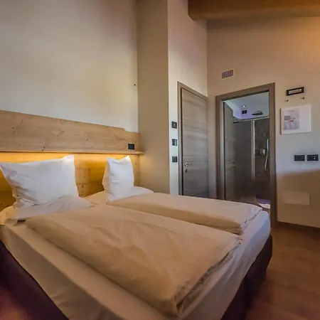 Hotel Le Alpi Livigno Exterior photo